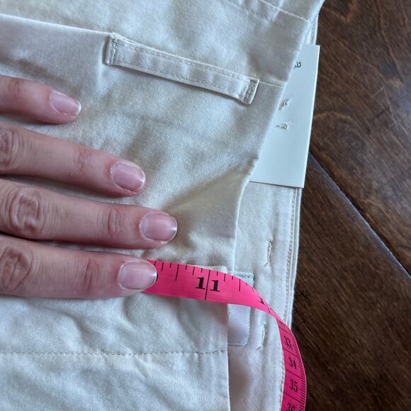 NWT A New Day Stretch High Waisted Wide Leg Cargo Pants Cream Women's Size 6 - Picture 11 of 12